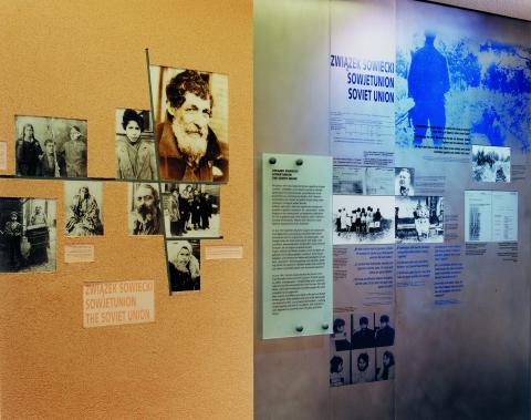 Sinti und Roma - Ausstellung im Museum Auschwitz, Atelier Gestaltung, Wieland Schmid, Yvonne Rosenbauer