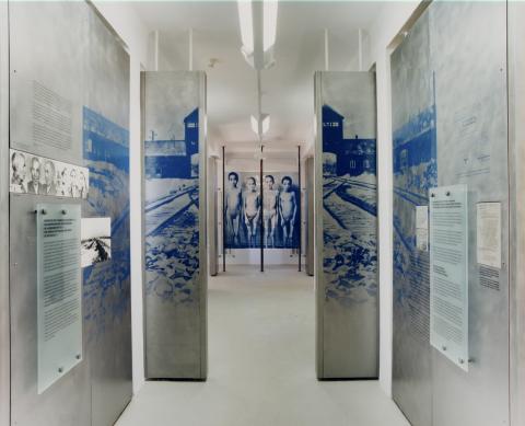 Sinti und Roma - Ausstellung im Museum Auschwitz, Atelier Gestaltung, Wieland Schmid, Yvonne Rosenbauer